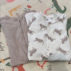 H&M Baby Sleepers in White and Taupe 9 month